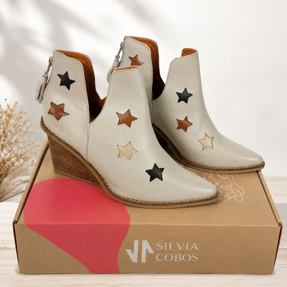 Silvia Cobos Shoot for the Moon Leather Ankle Boots Sz 7 Western Pointed Toe NWT